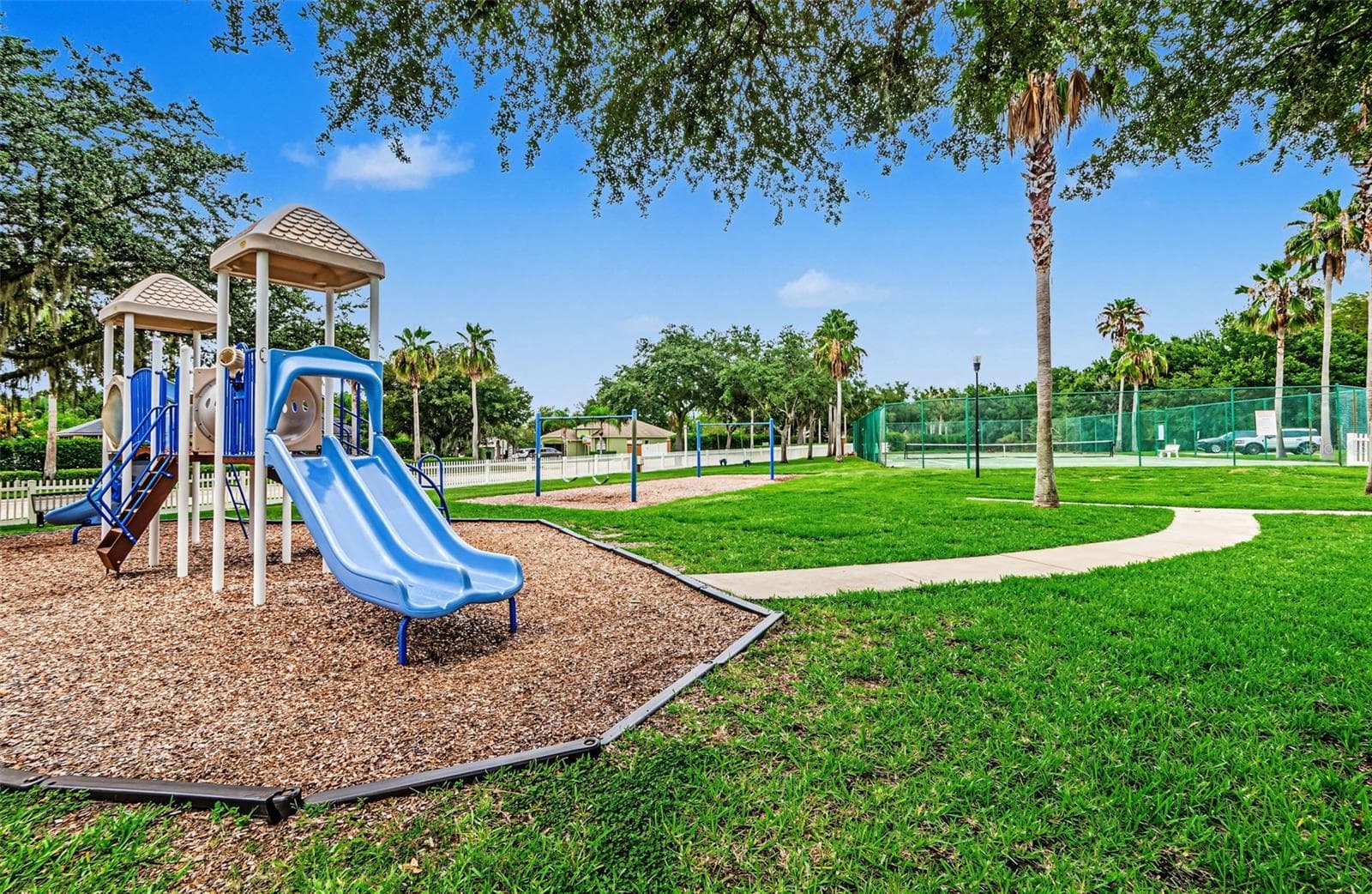 Single Family Residence at 10330 GOLDENBROOK WAY, TAMPA, photo 39 of 41
