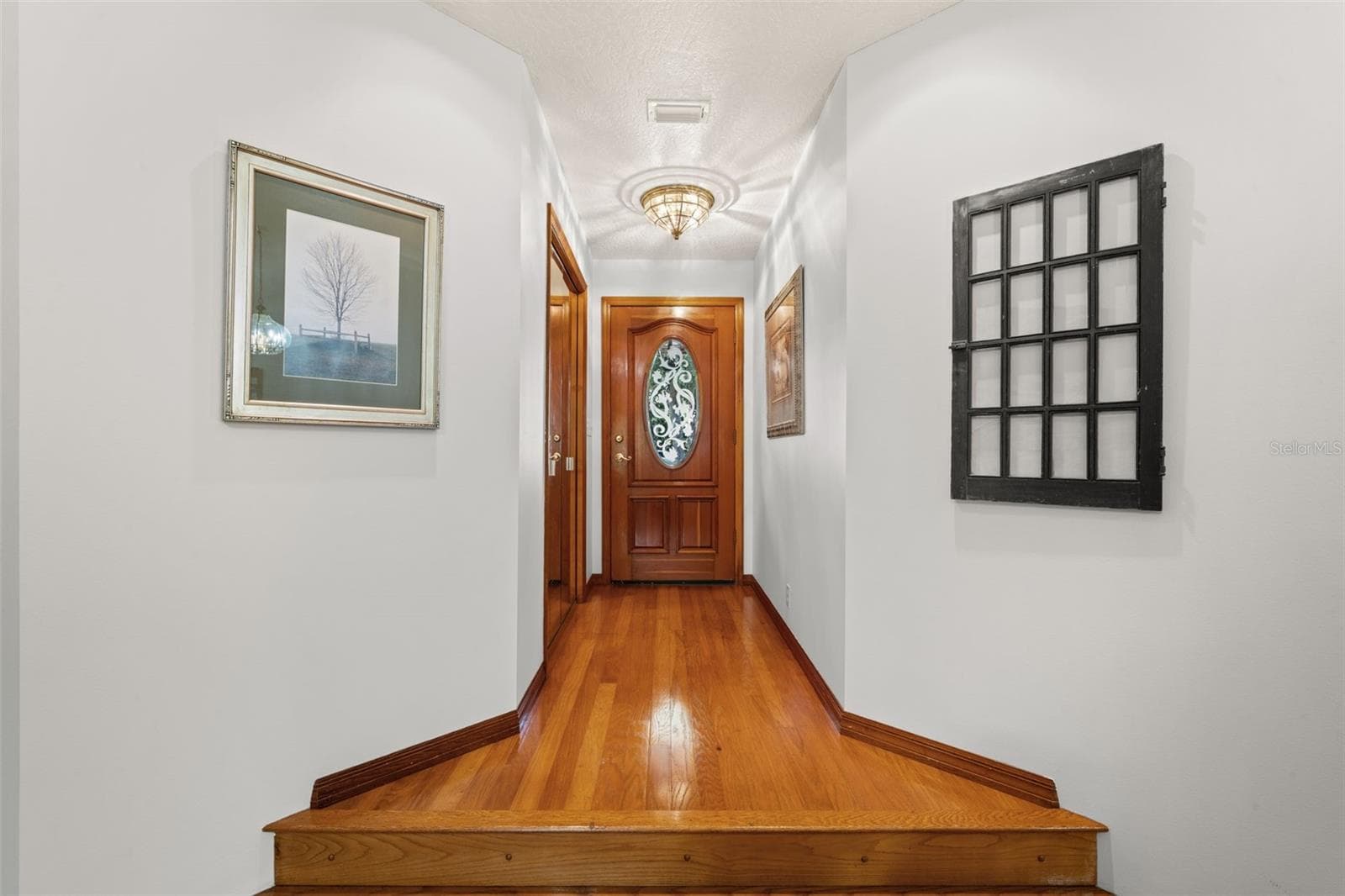 Entry - 1713 FORD RD, MIMS