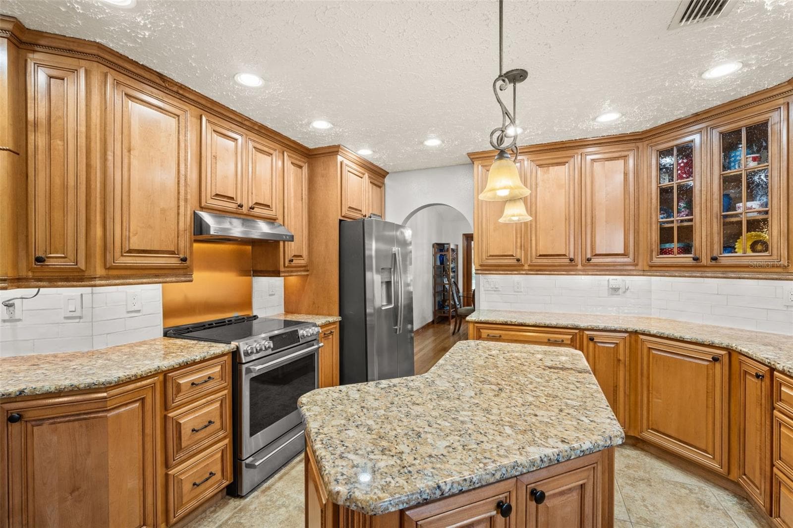 Kitchen - 1713 FORD RD, MIMS