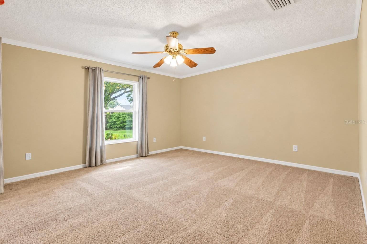 Single Family Residence at 14701 REDCLIFF DR, TAMPA, photo 26 of 34