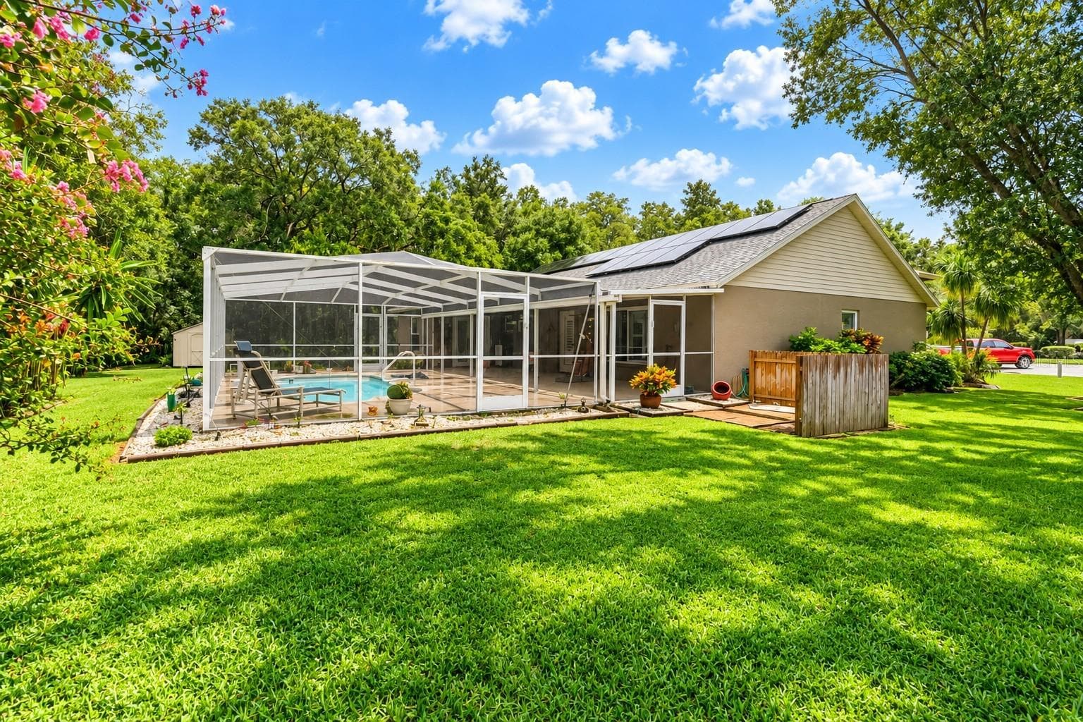 Single Family Residence at 14701 REDCLIFF DR, TAMPA, photo 33 of 34