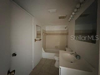 Condominium at 1908 LAKE ATRIUMS CIR #18, ORLANDO, photo 3 of 5