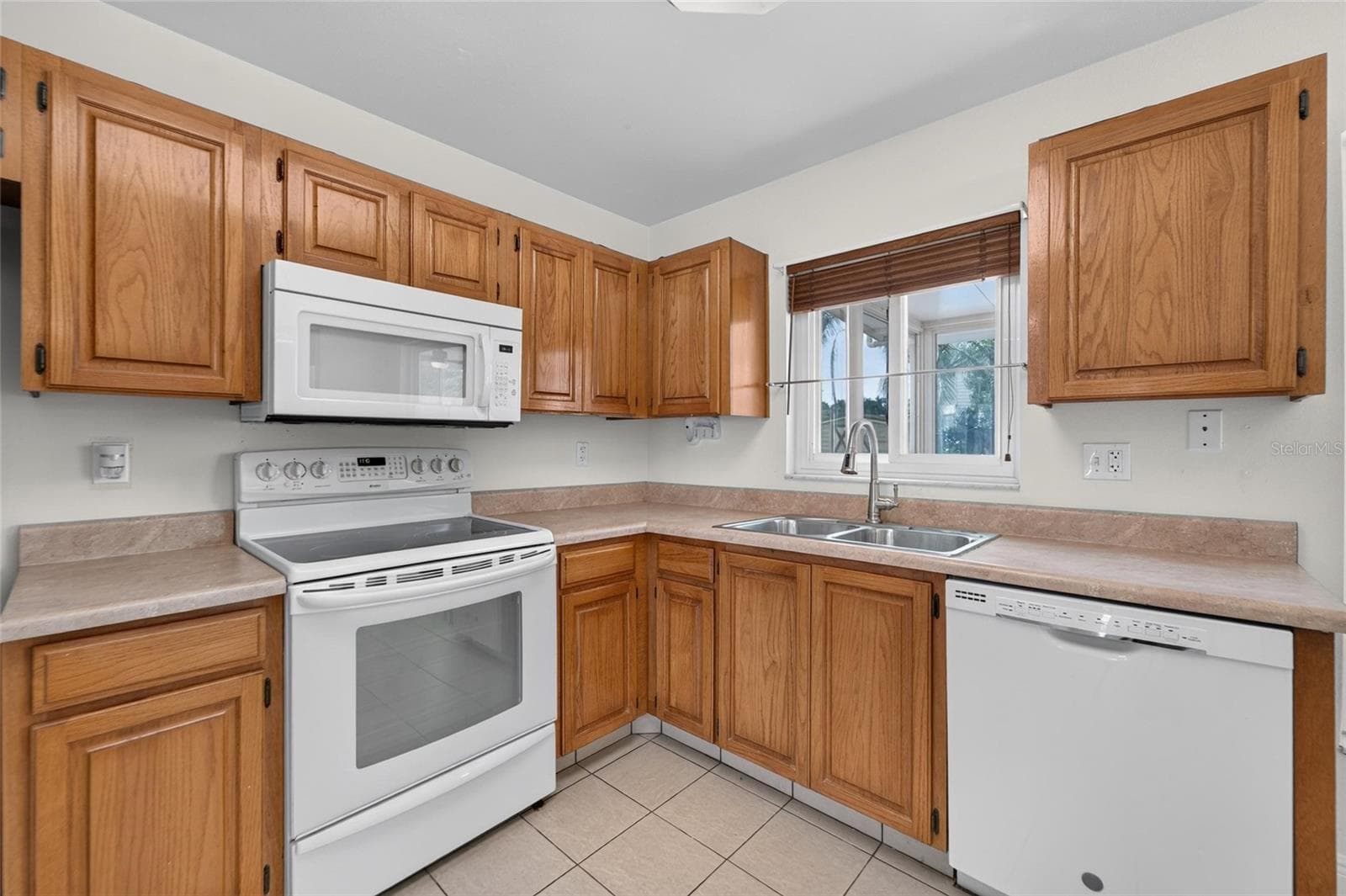 Single Family Residence at 12301 PATHWAY CT, RIVERVIEW, photo 23 of 50