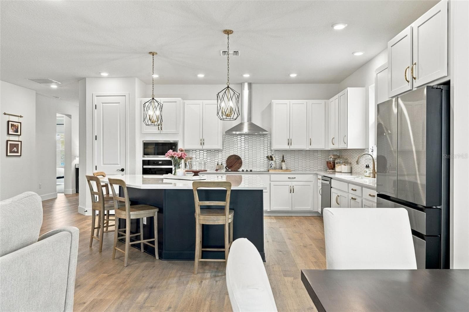 Single Family Residence at 11854 MILE MARSH DR, RIVERVIEW, photo 13 of 40