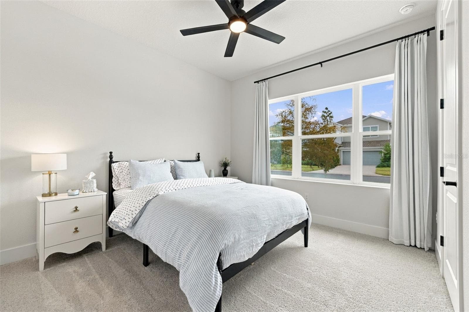 Single Family Residence at 11854 MILE MARSH DR, RIVERVIEW, photo 28 of 40