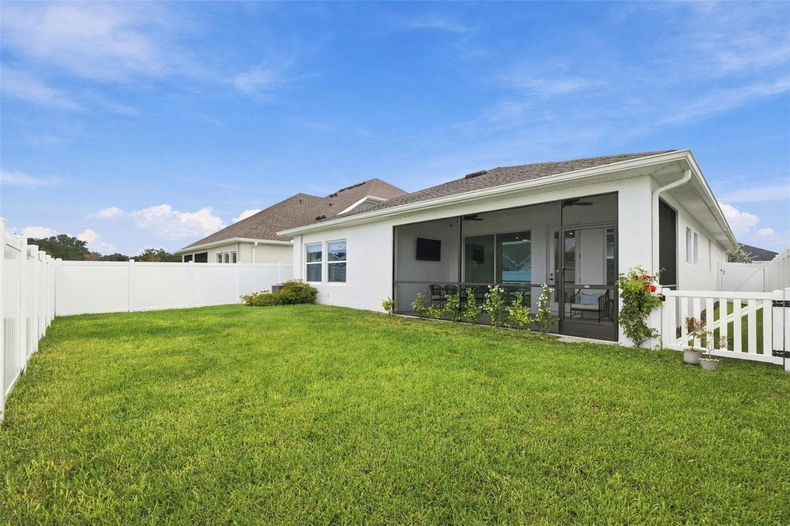 Single Family Residence at 11854 MILE MARSH DR, RIVERVIEW, photo 36 of 40