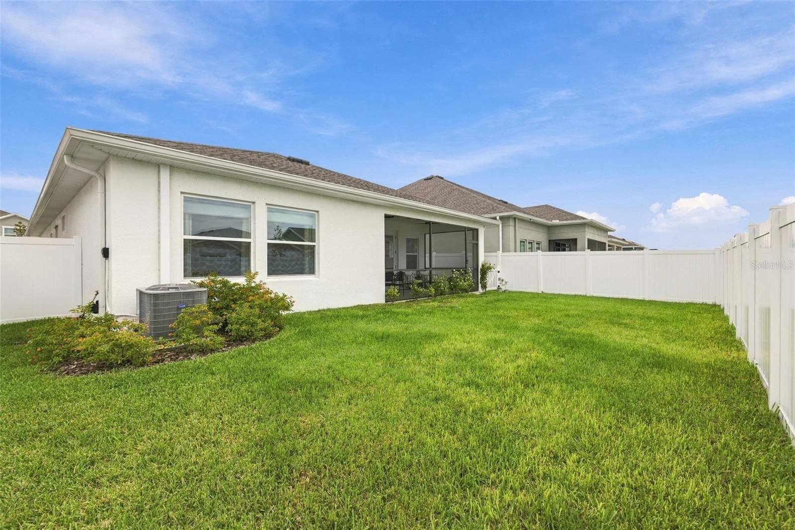 Single Family Residence at 11854 MILE MARSH DR, RIVERVIEW, photo 37 of 40