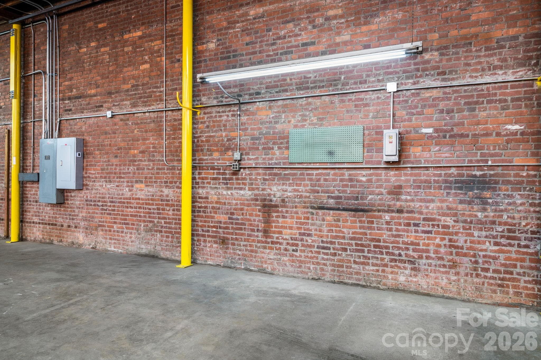 Warehouse/Office at 313 Main Avenue NE, Hickory, photo 21 of 36