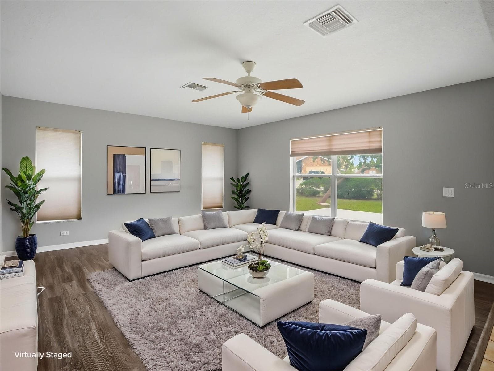 Single Family Residence at 13329 MITTEN LN, SPRING HILL, photo 3 of 45