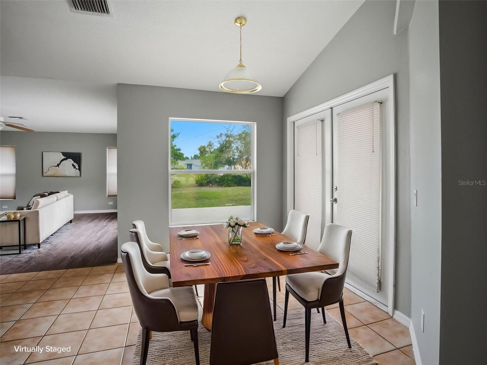 Single Family Residence at 13329 MITTEN LN, SPRING HILL, photo 5 of 45