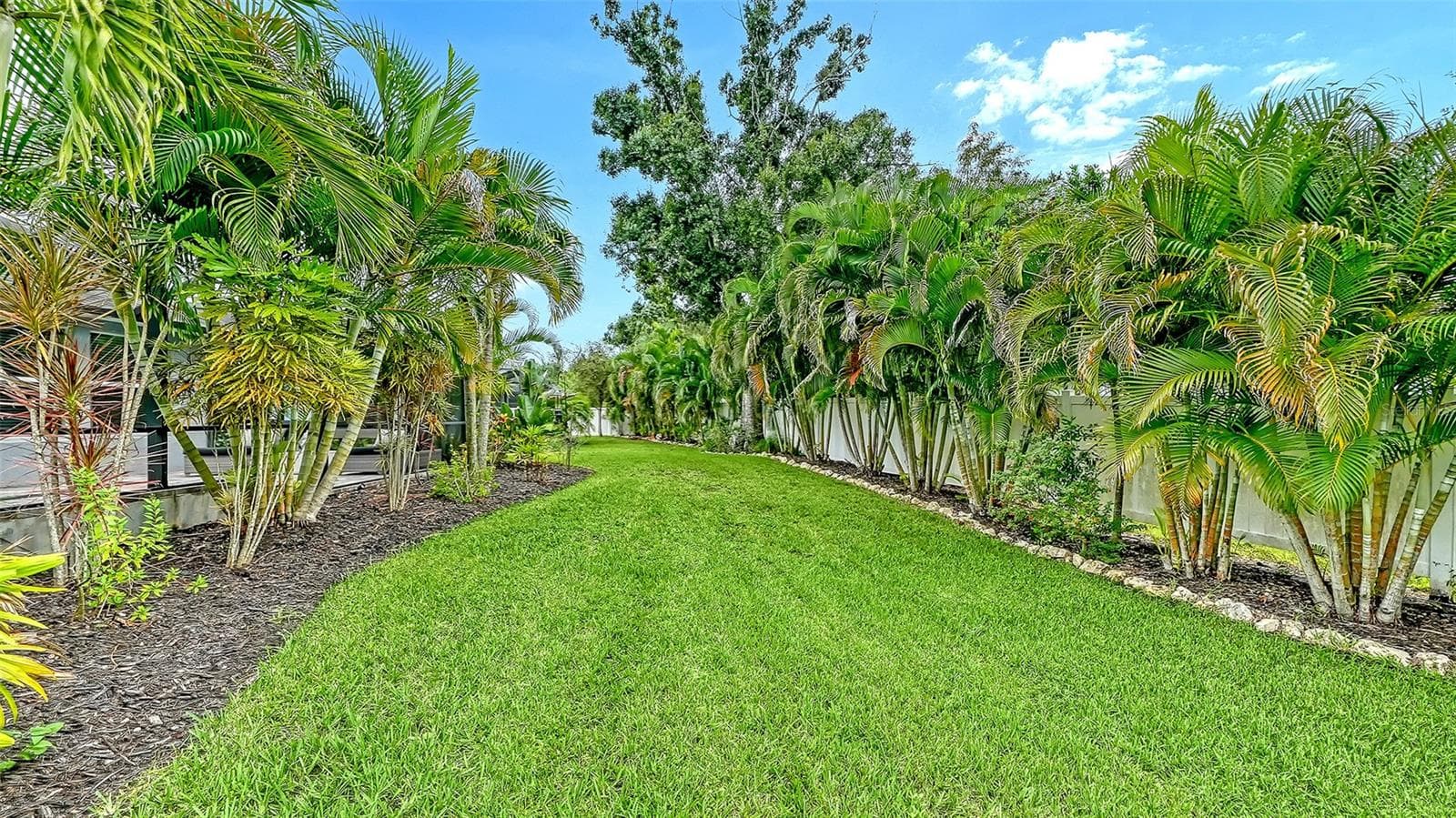 Single Family Residence at 2531 FIREFLAG LN, SARASOTA, photo 32 of 35
