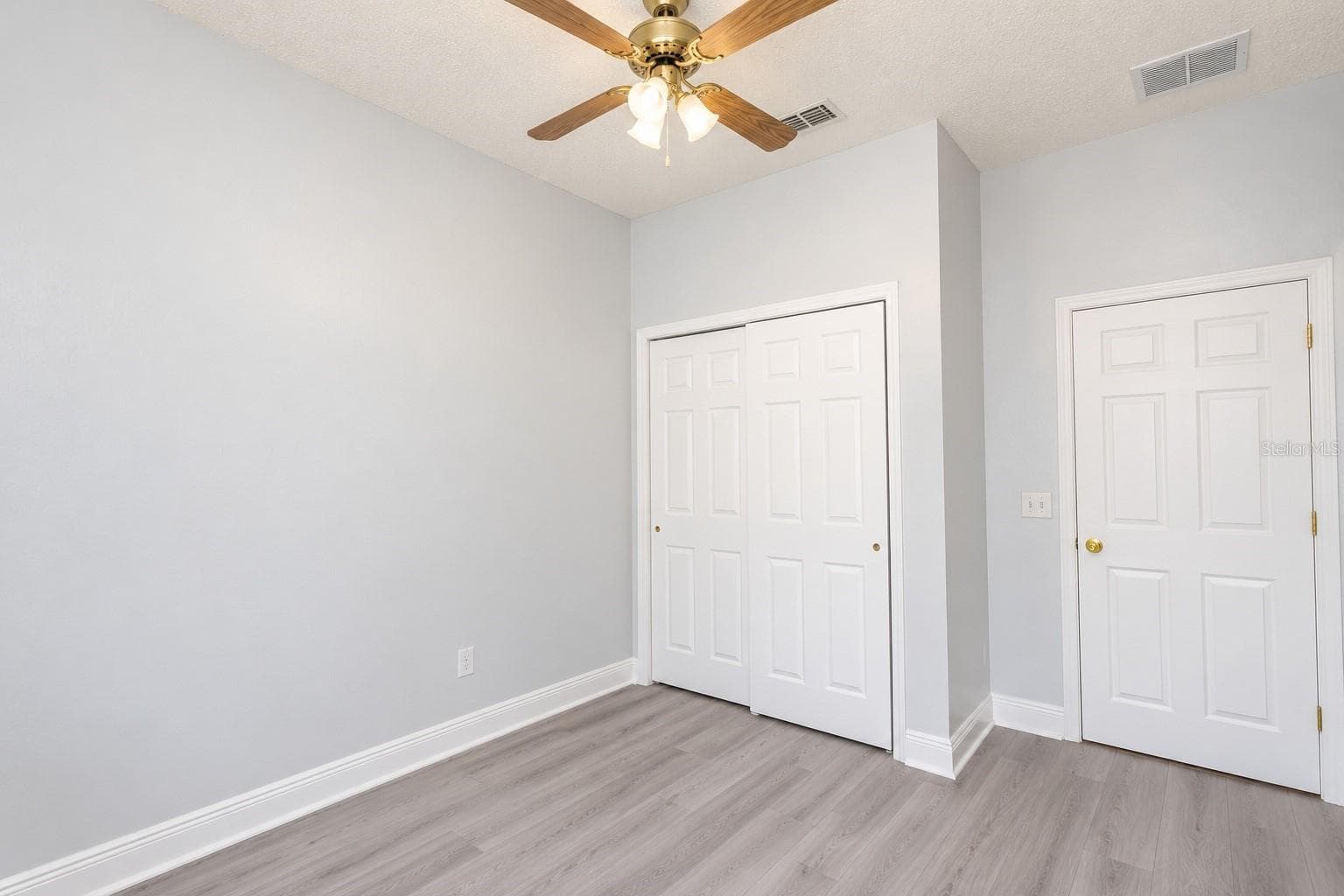 Single Family Residence at 1523 BLUE HORIZON DR, CLERMONT, photo 22 of 32