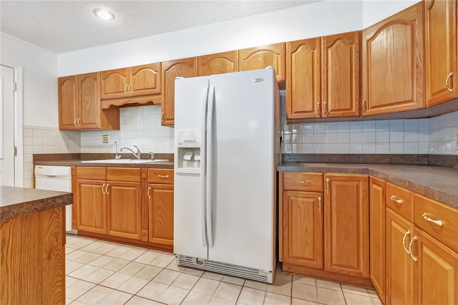 Kitchen - 1615 LAKE MIRIAM DR, LAKELAND