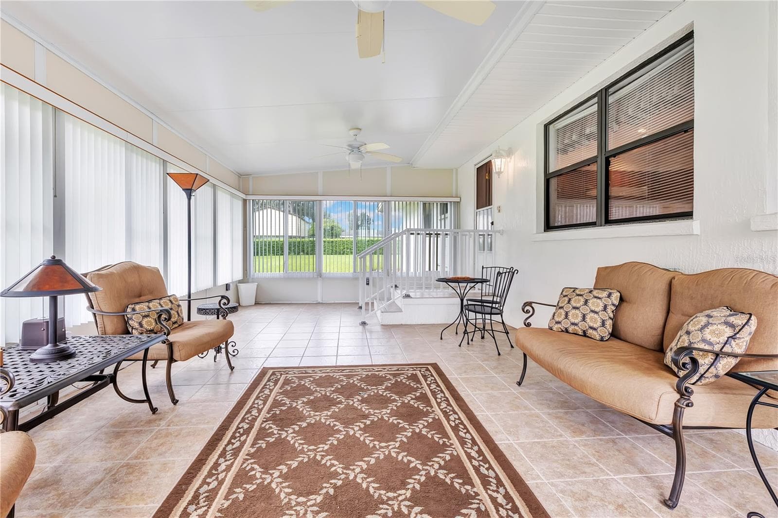 Enclosed Florida Room - 1615 LAKE MIRIAM DR, LAKELAND
