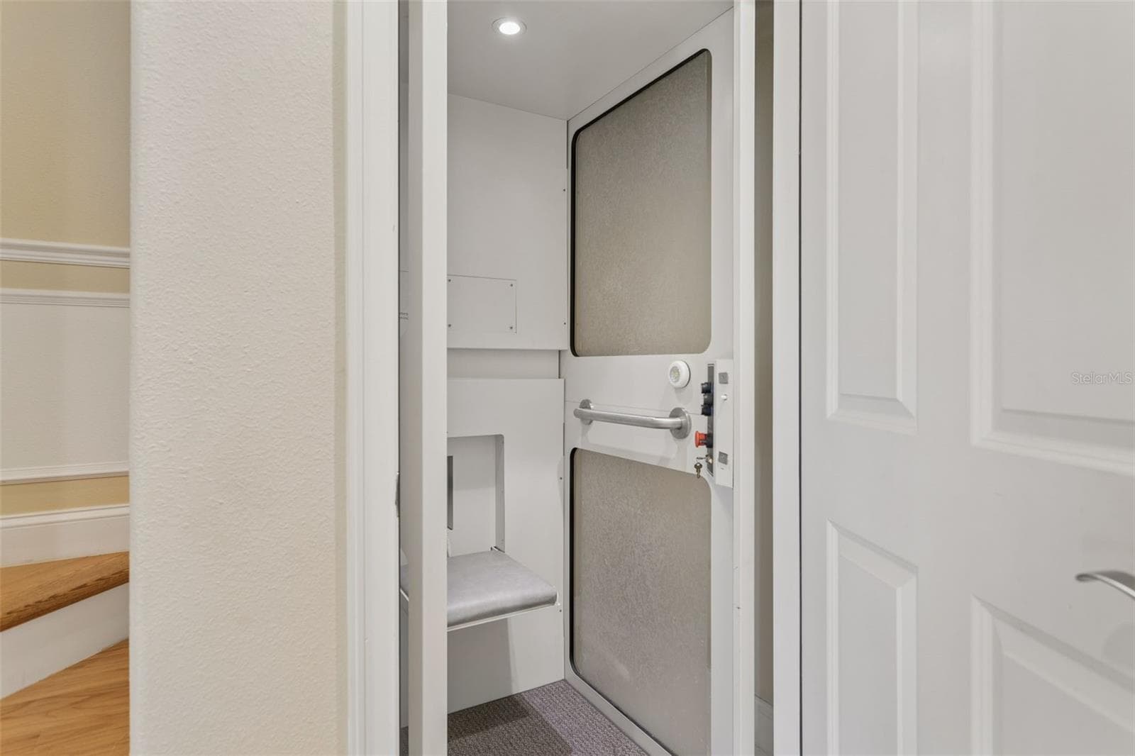 Townhouse at 6522 SAND SHORE LN, NEW PORT RICHEY, photo 15 of 47