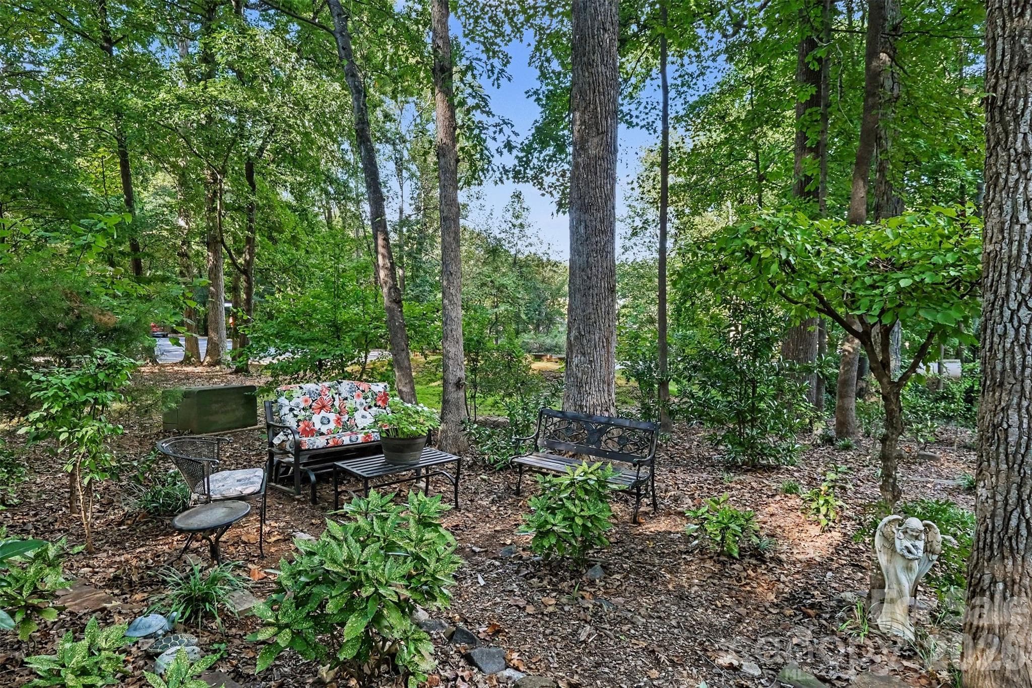 Side yard area - 2786 Dogwood Hills Court, Fort Mill