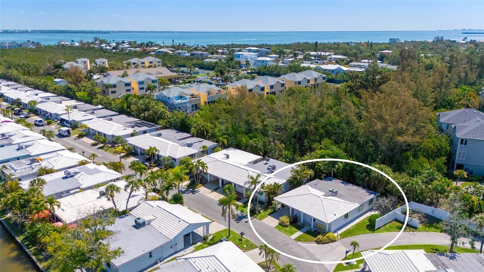 Condominium at 554 SPANISH DR S, LONGBOAT KEY, photo 5 of 74