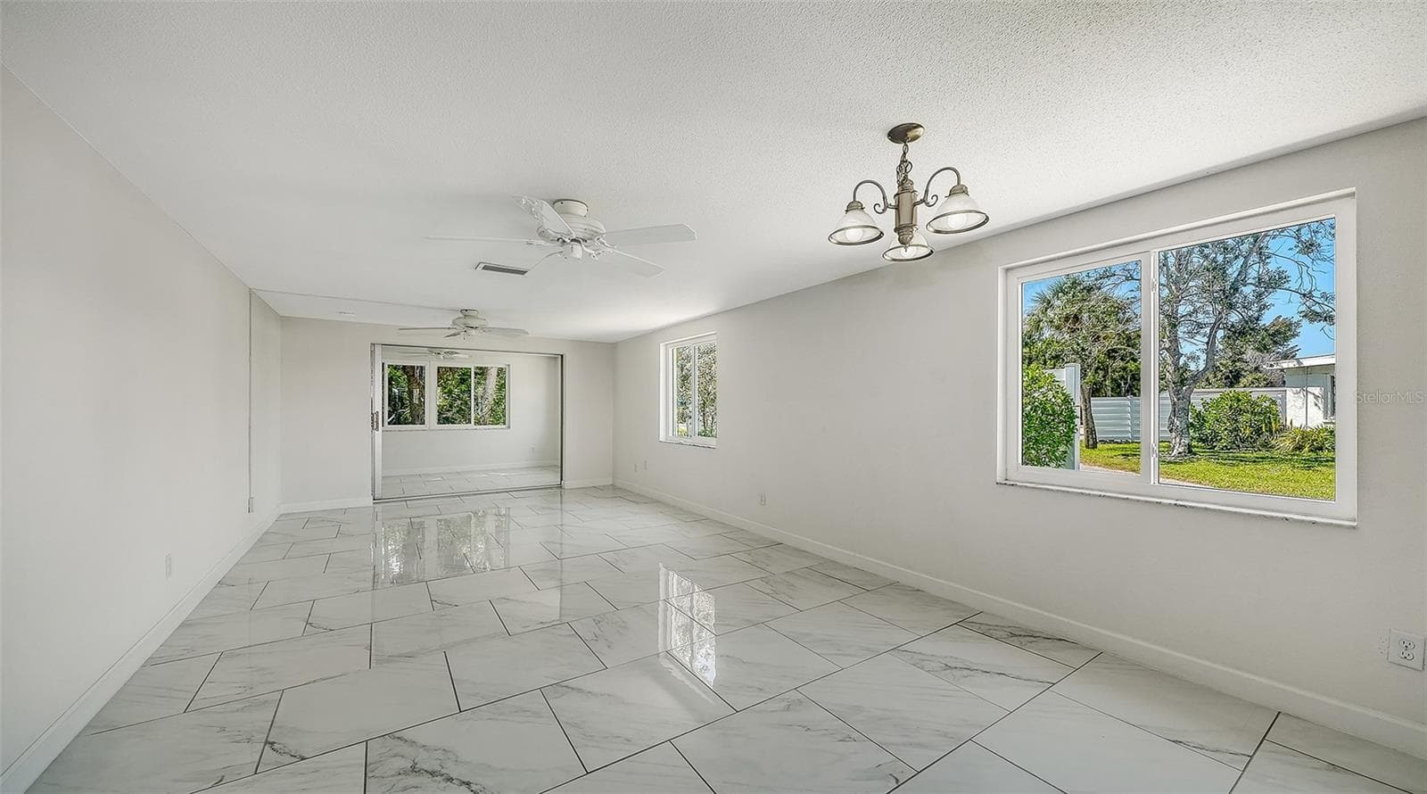 Condominium at 554 SPANISH DR S, LONGBOAT KEY, photo 14 of 74