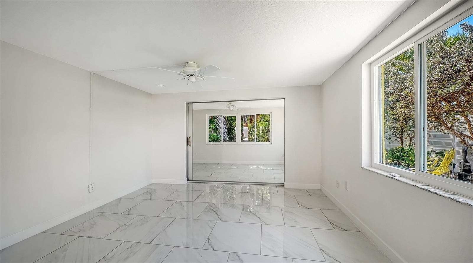 Condominium at 554 SPANISH DR S, LONGBOAT KEY, photo 17 of 74