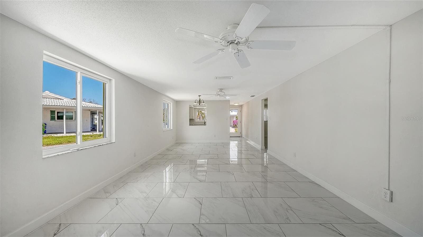 Condominium at 554 SPANISH DR S, LONGBOAT KEY, photo 19 of 74