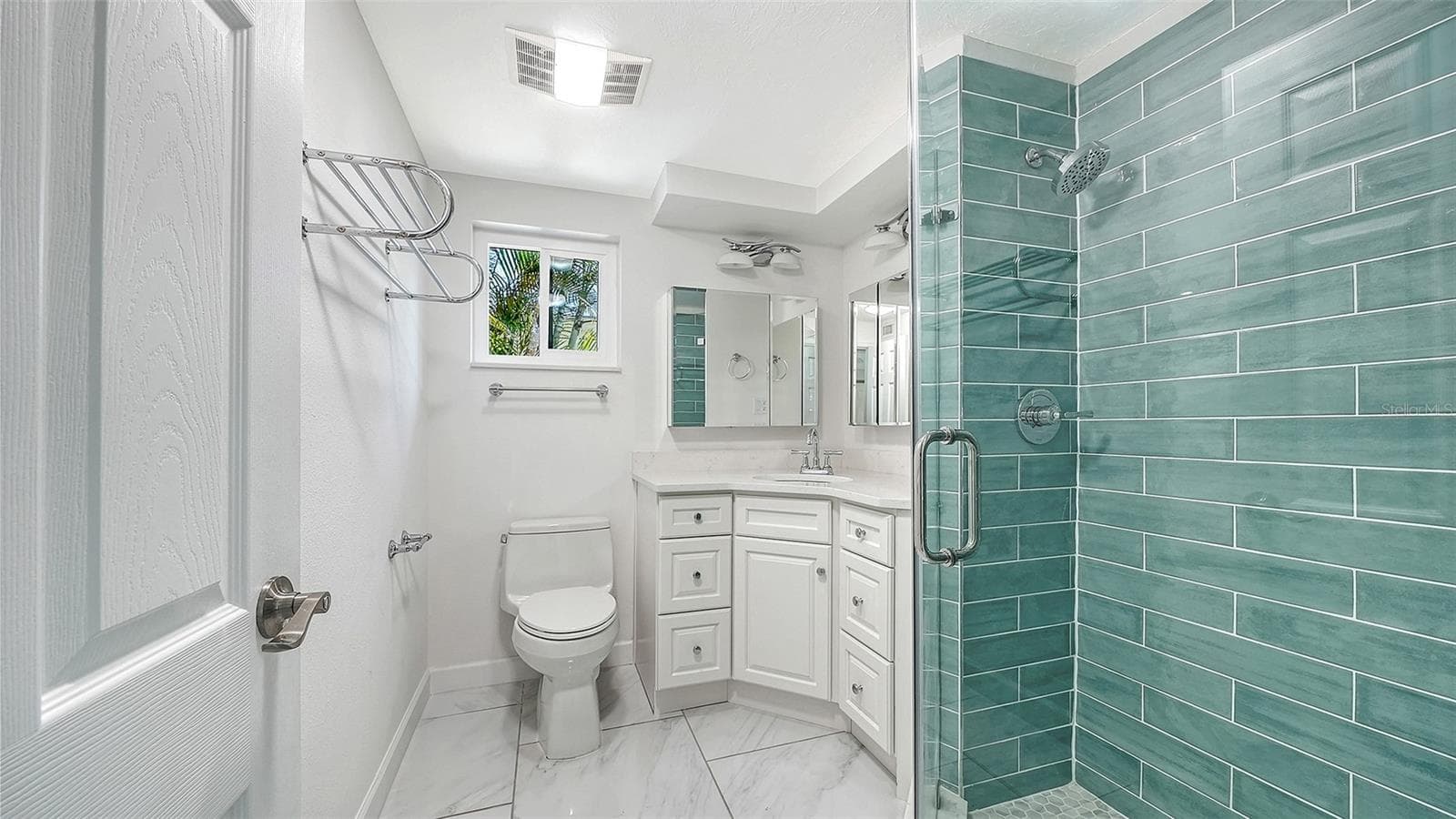 Condominium at 554 SPANISH DR S, LONGBOAT KEY, photo 25 of 74
