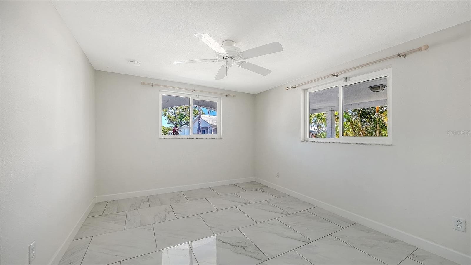 Condominium at 554 SPANISH DR S, LONGBOAT KEY, photo 28 of 74