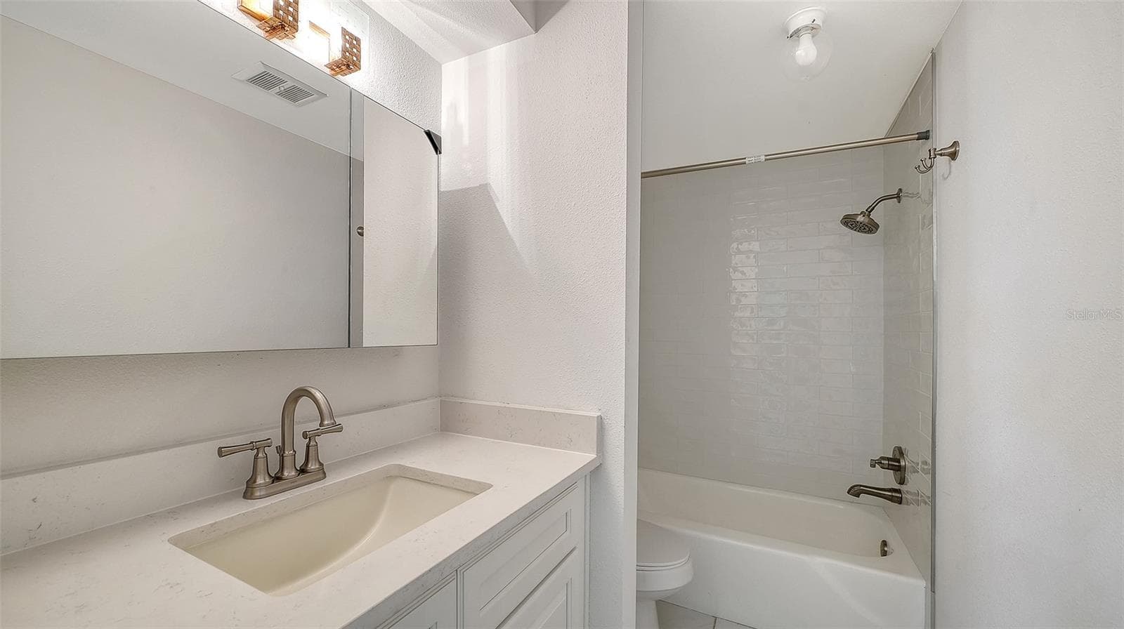 Condominium at 554 SPANISH DR S, LONGBOAT KEY, photo 30 of 74