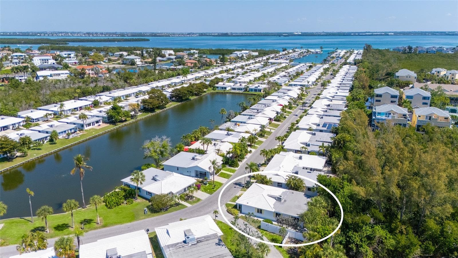 Condominium at 554 SPANISH DR S, LONGBOAT KEY, photo 42 of 74