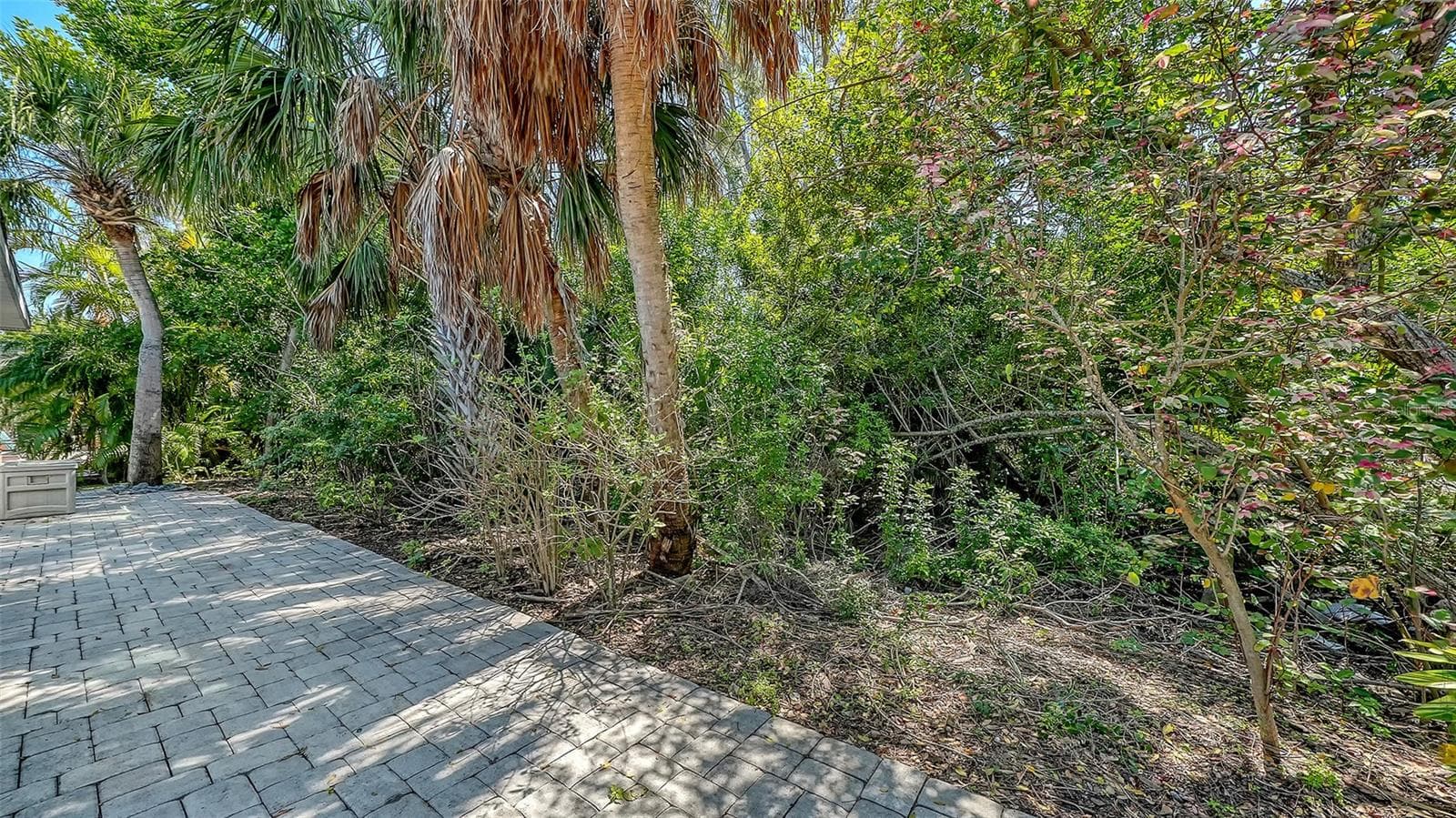 Condominium at 554 SPANISH DR S, LONGBOAT KEY, photo 49 of 74