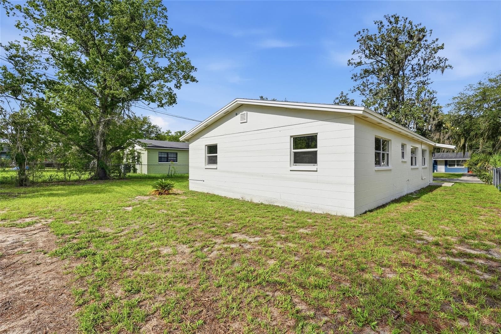 Single Family Residence at 1228 SE 19TH ST, GAINESVILLE, photo 25 of 28