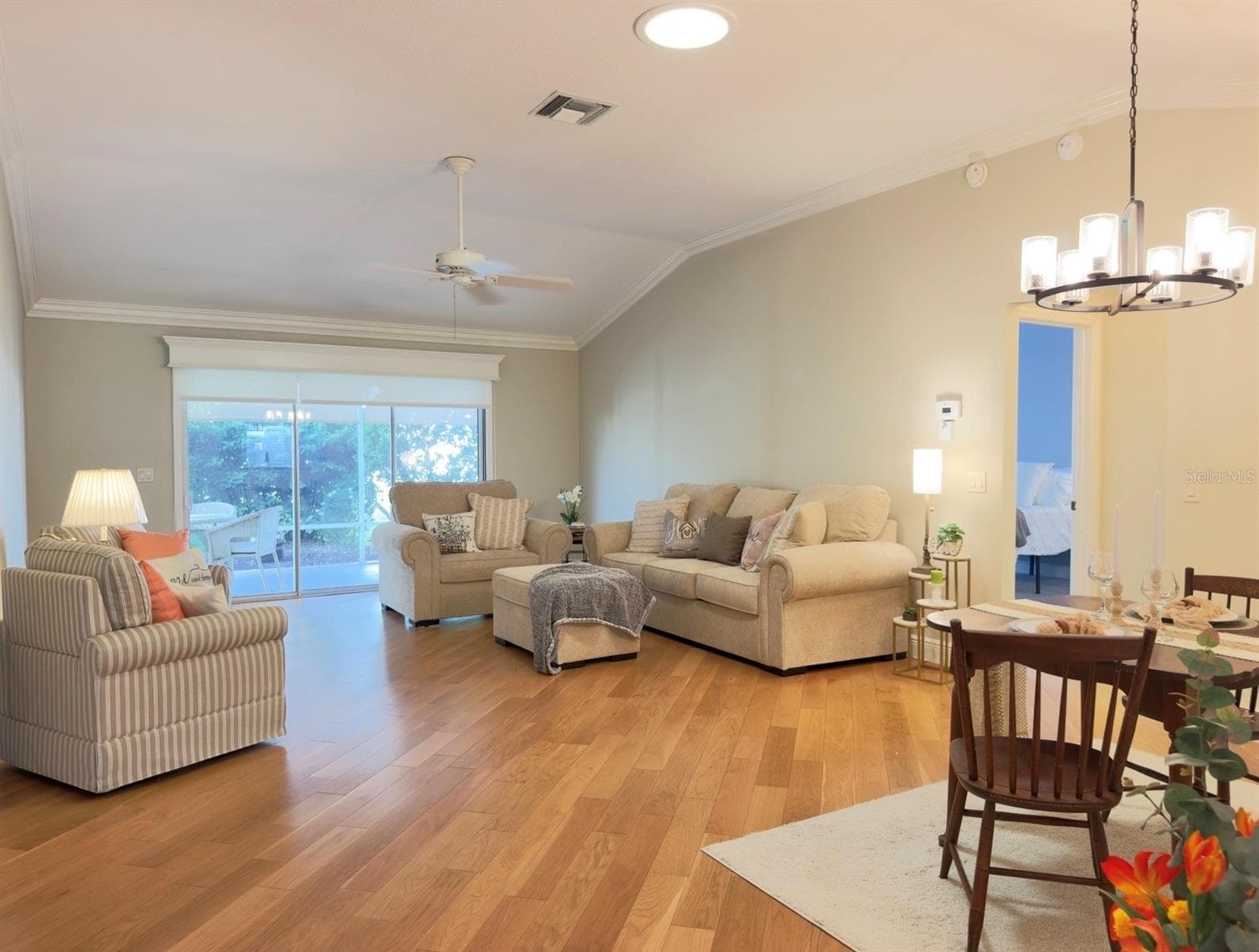 Single Family Residence at 497 LITTLE RIVER PATH, THE VILLAGES, photo 12 of 33