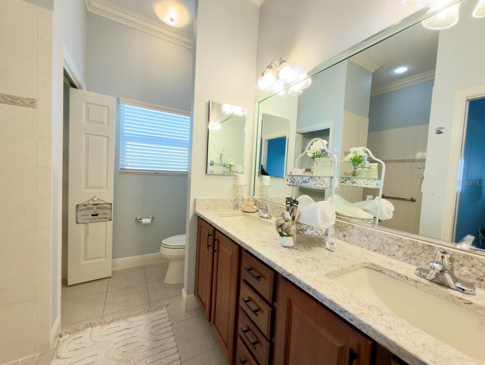 Single Family Residence at 497 LITTLE RIVER PATH, THE VILLAGES, photo 27 of 33