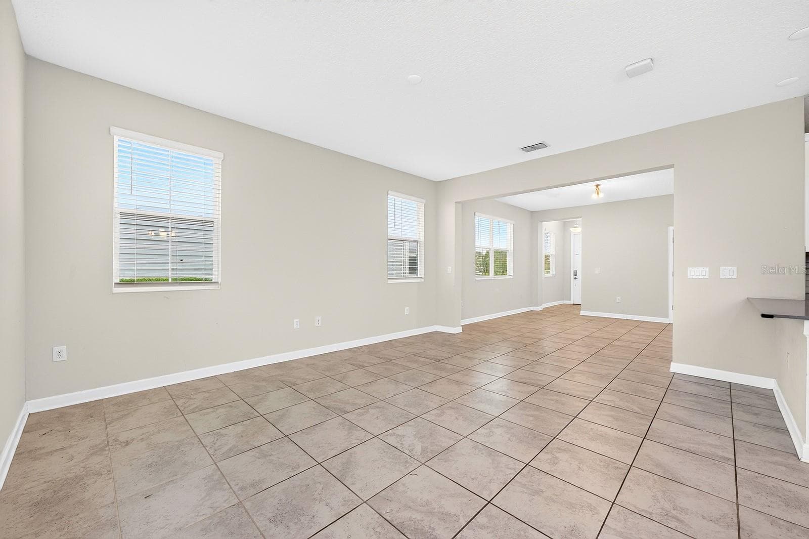 Townhouse at 4911 TRIBUTE TRL, KISSIMMEE, photo 10 of 33