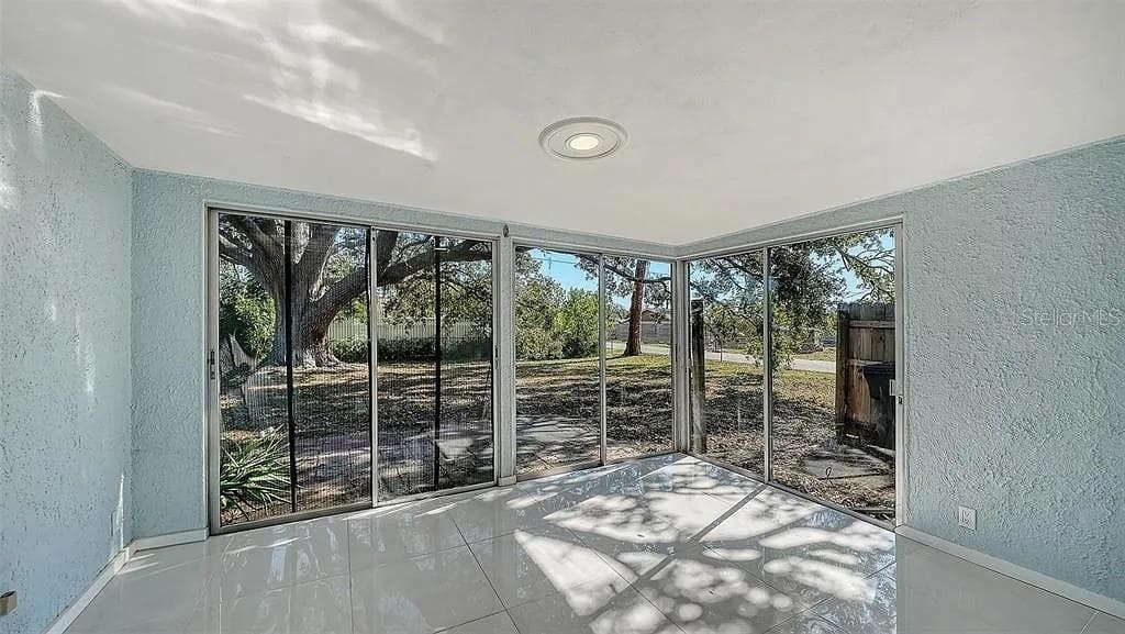 Single Family Residence at 5529 NUTMEG AVE, SARASOTA, photo 16 of 33