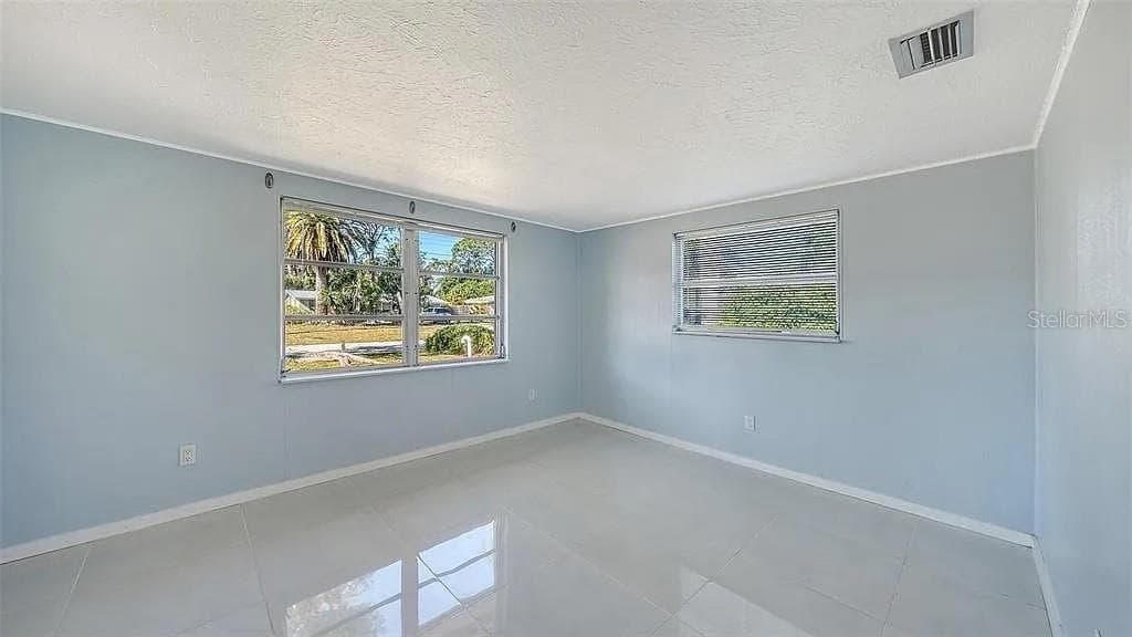 Single Family Residence at 5529 NUTMEG AVE, SARASOTA, photo 18 of 33