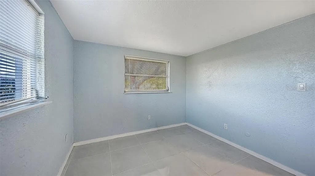Single Family Residence at 5529 NUTMEG AVE, SARASOTA, photo 20 of 33