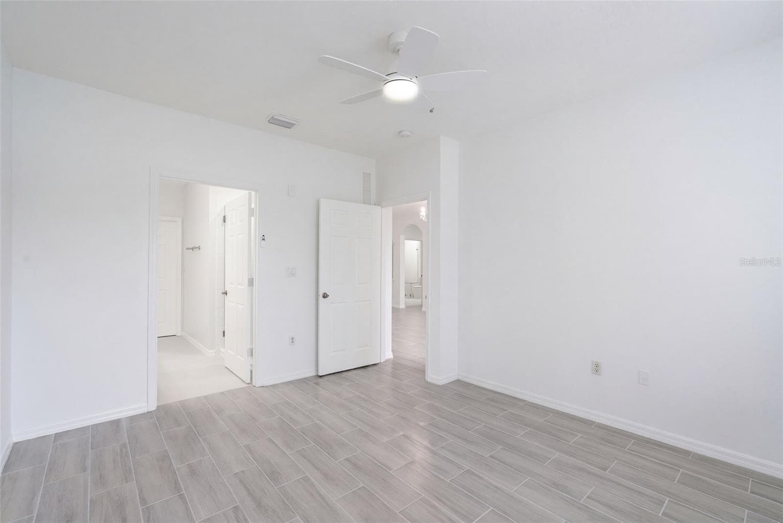 Condominium at 8179 MARITIME FLAG ST #206, WINDERMERE, photo 34 of 45