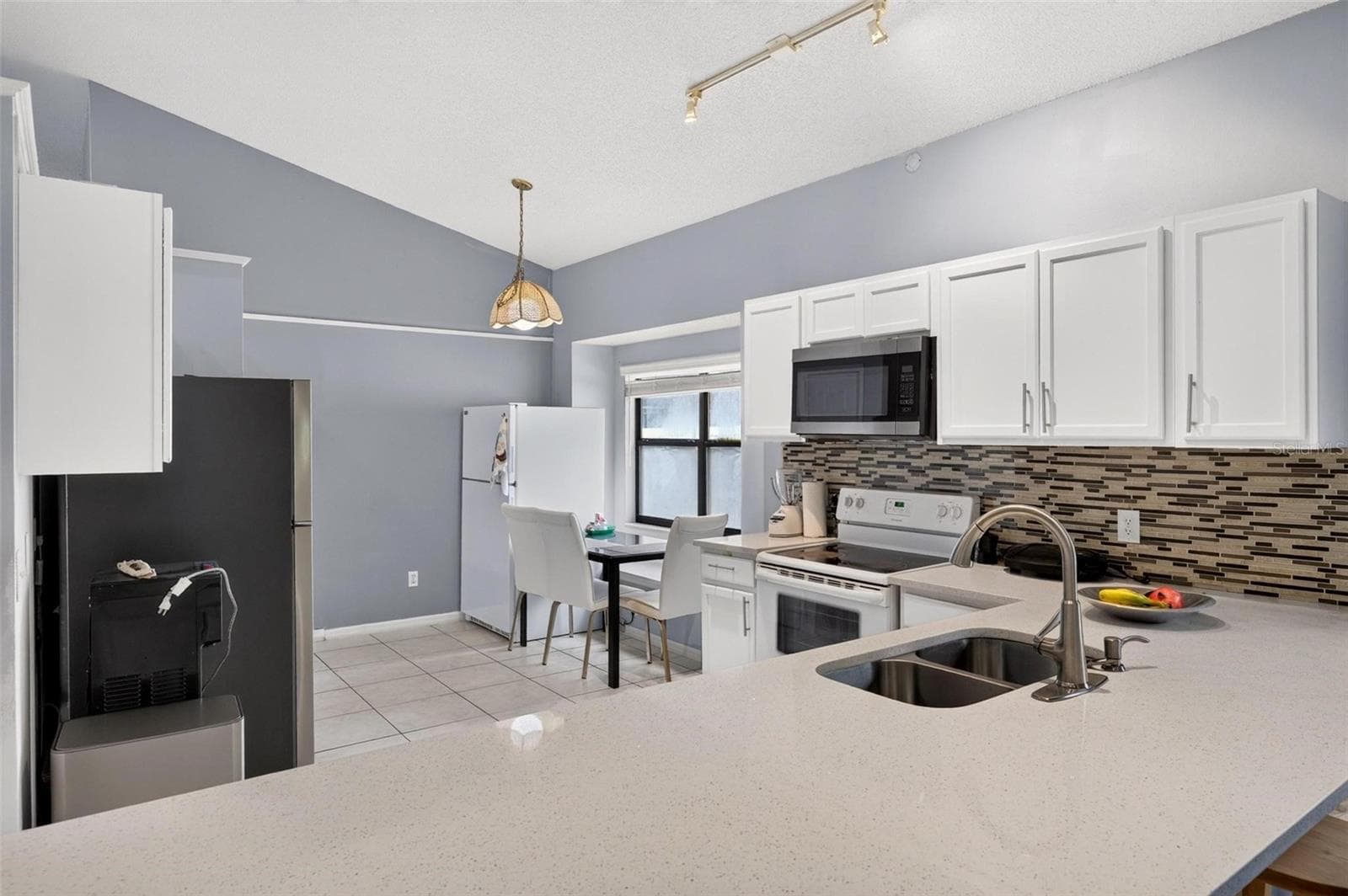 Single Family Residence at 2957 BIRMINGHAM BLVD, ORLANDO, photo 13 of 48