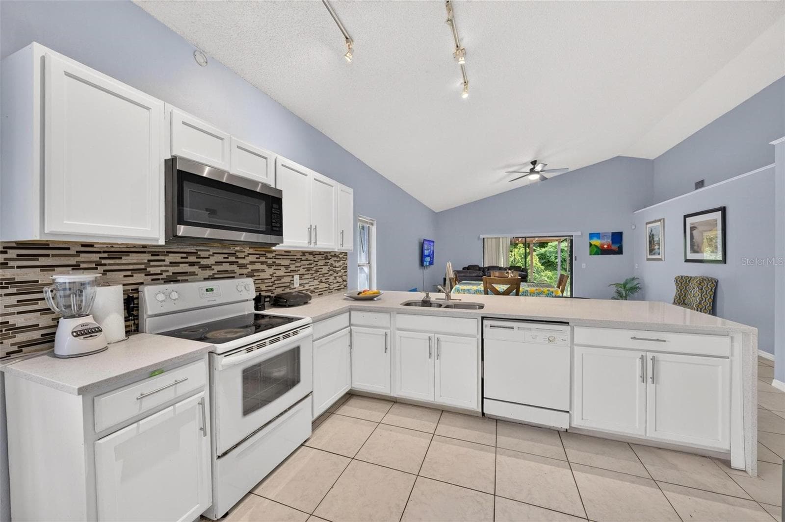 Single Family Residence at 2957 BIRMINGHAM BLVD, ORLANDO, photo 3 of 48