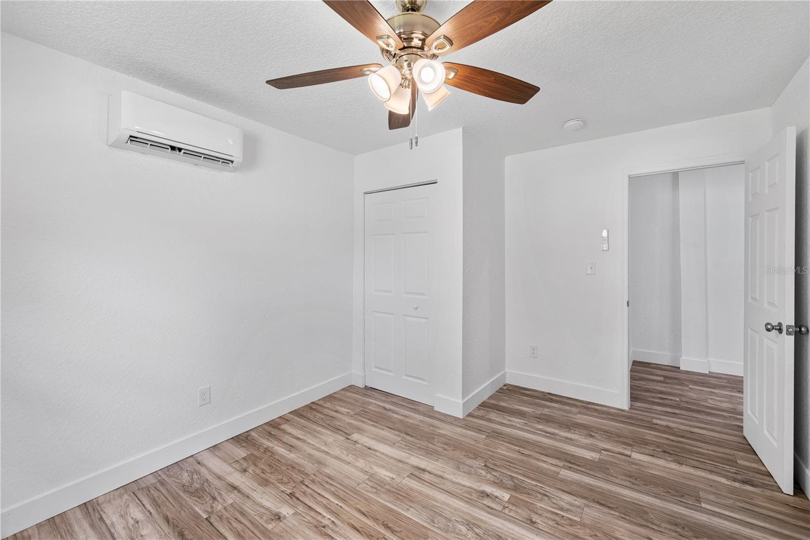 Half Duplex at 614 HOWELL AVE #1, BROOKSVILLE, photo 5 of 8