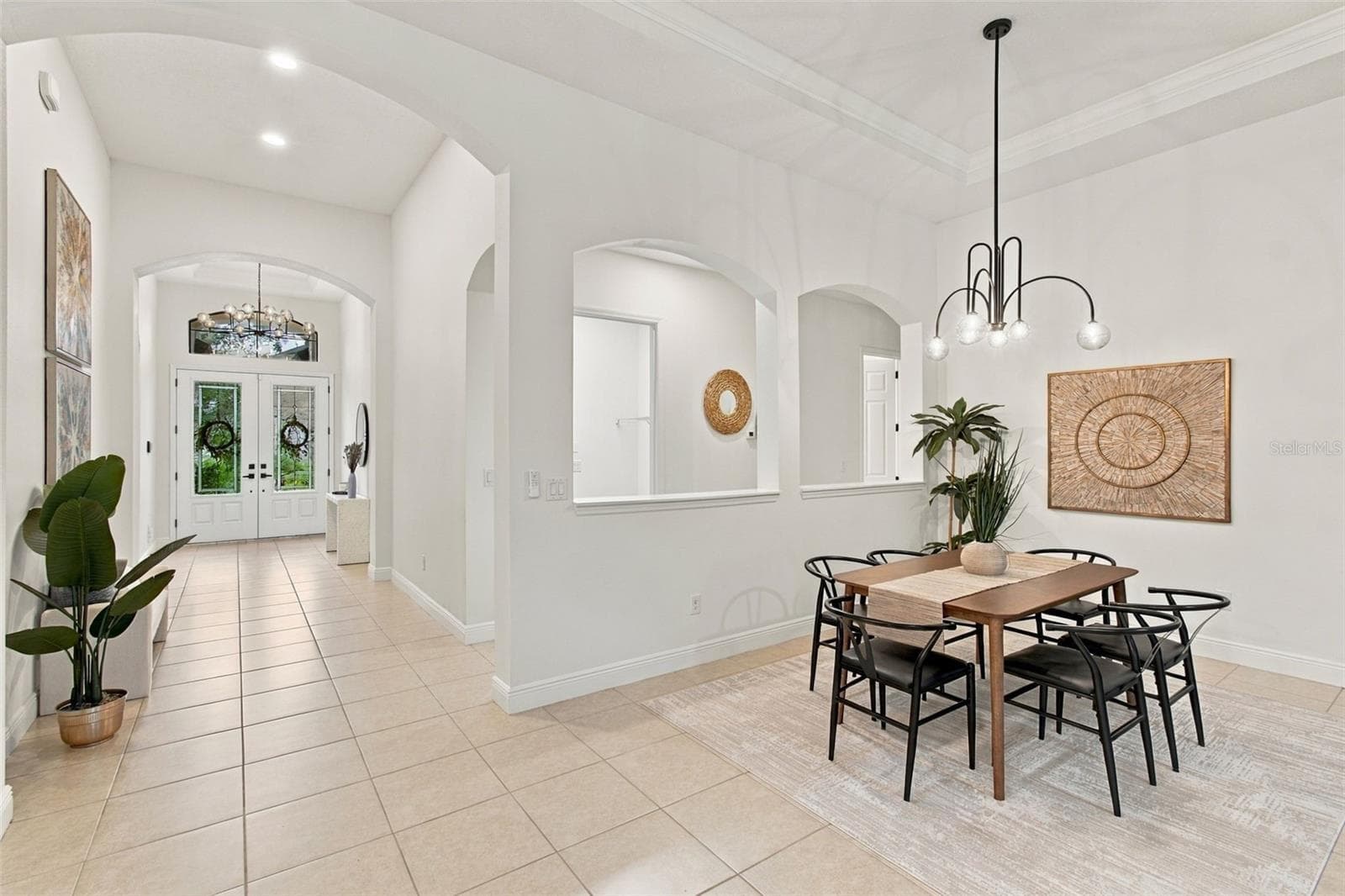 Single Family Residence at 901 GRAND CRESTA AVE, BRANDON, photo 11 of 79