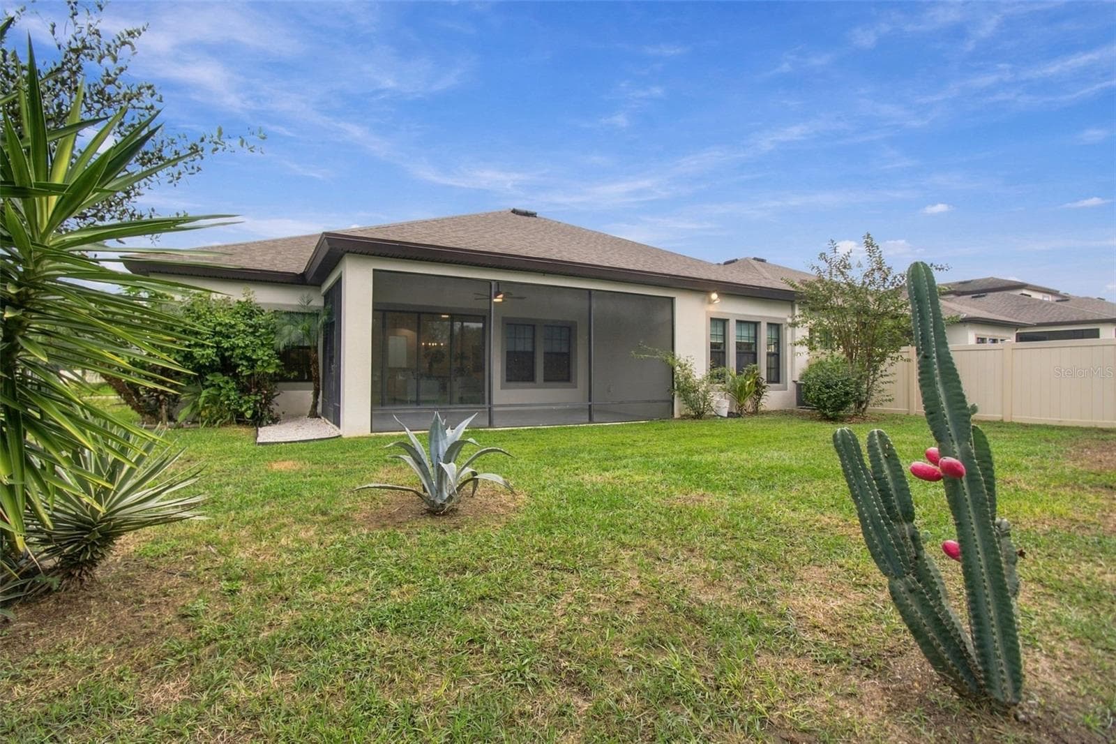 Single Family Residence at 901 GRAND CRESTA AVE, BRANDON, photo 58 of 79