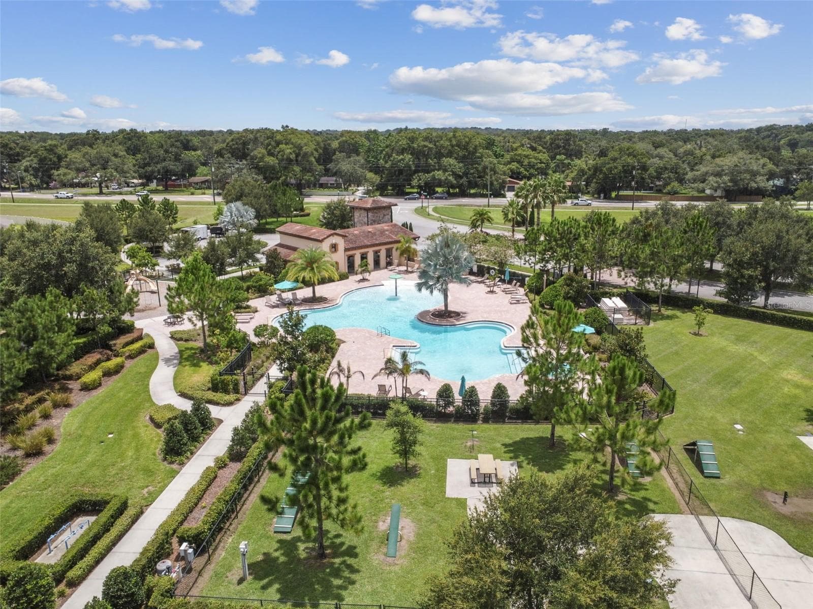 Community Pool - 901 GRAND CRESTA AVE, BRANDON