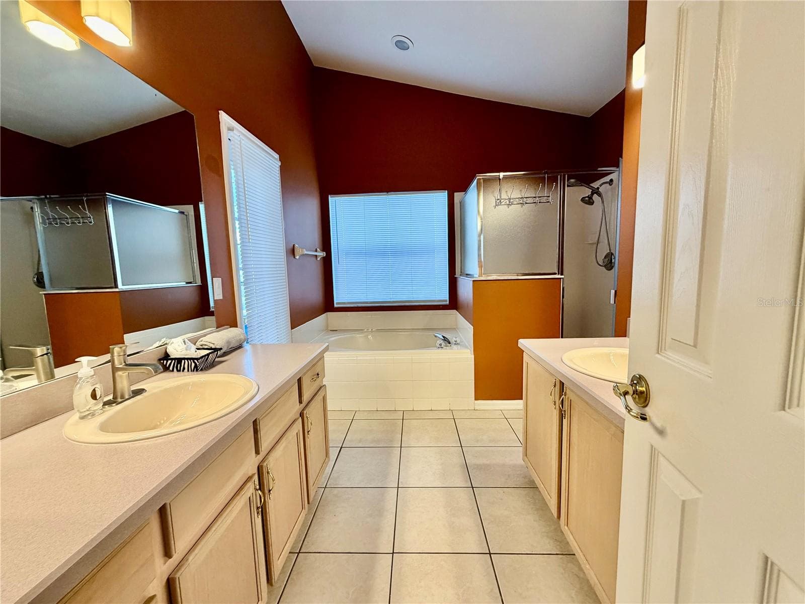Single Family Residence at 2564 BEAR CREEK CT, KISSIMMEE, photo 29 of 63