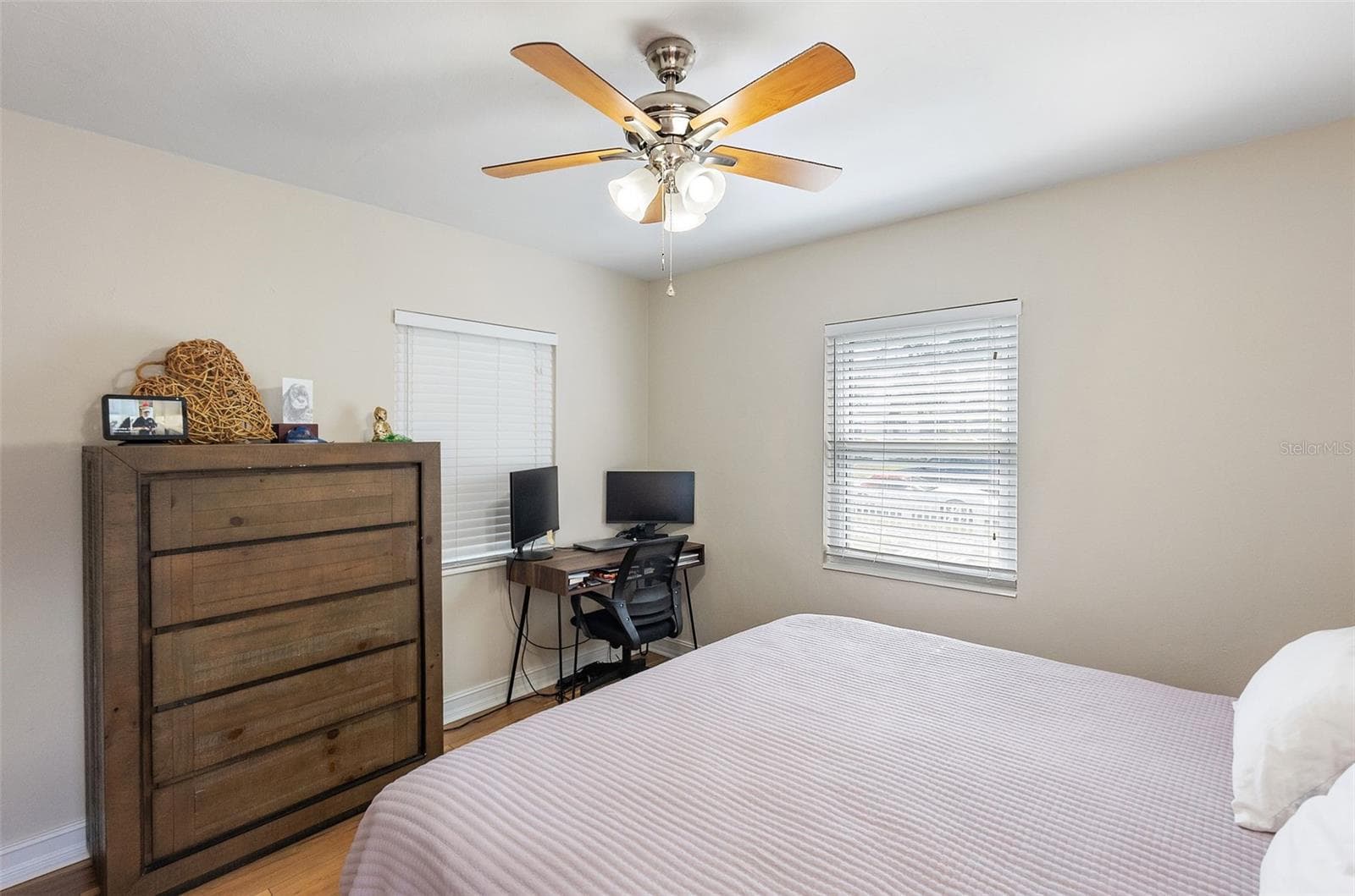 Single Family Residence at 918 27TH ST N, ST PETERSBURG, photo 13 of 24