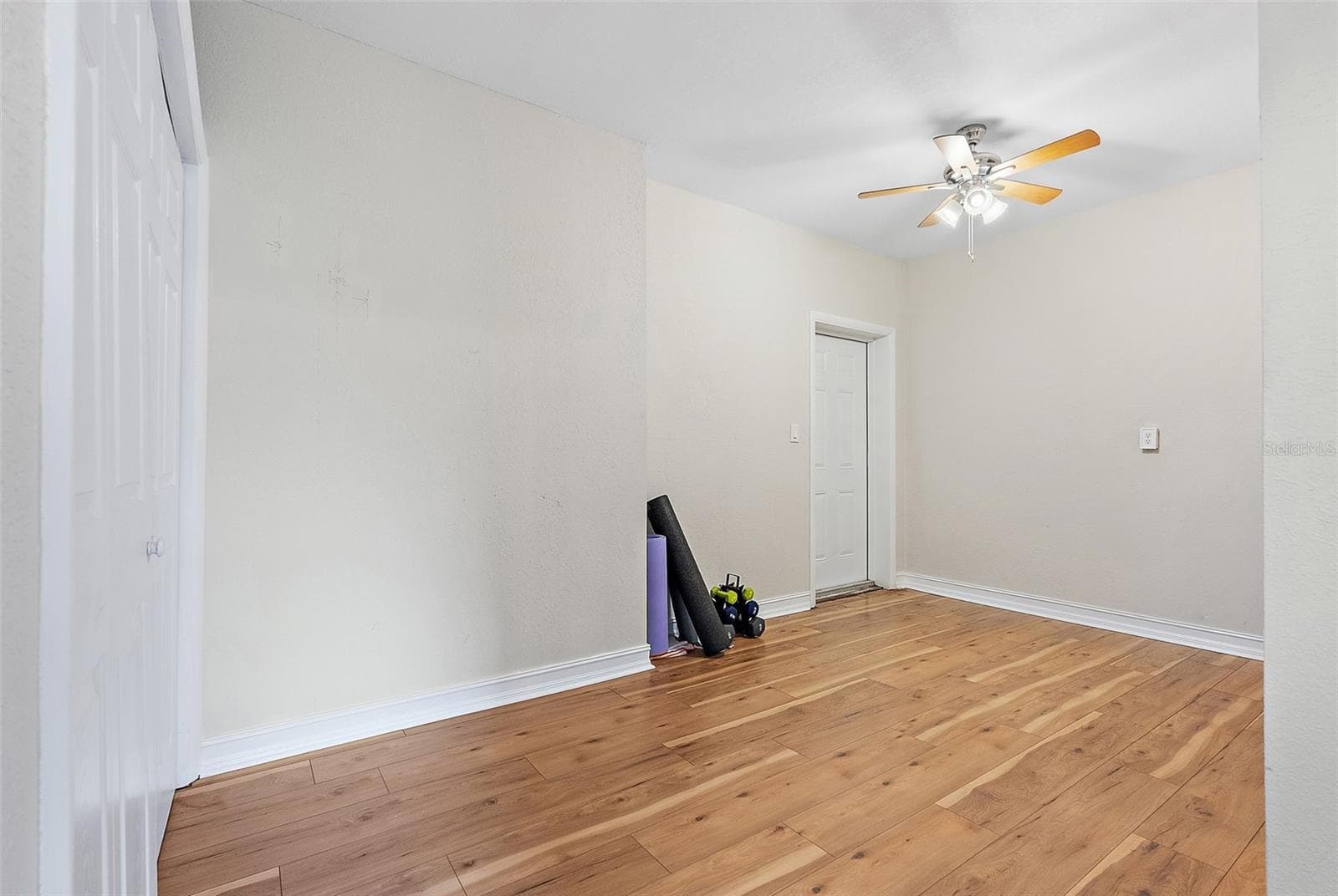 Single Family Residence at 918 27TH ST N, ST PETERSBURG, photo 19 of 24