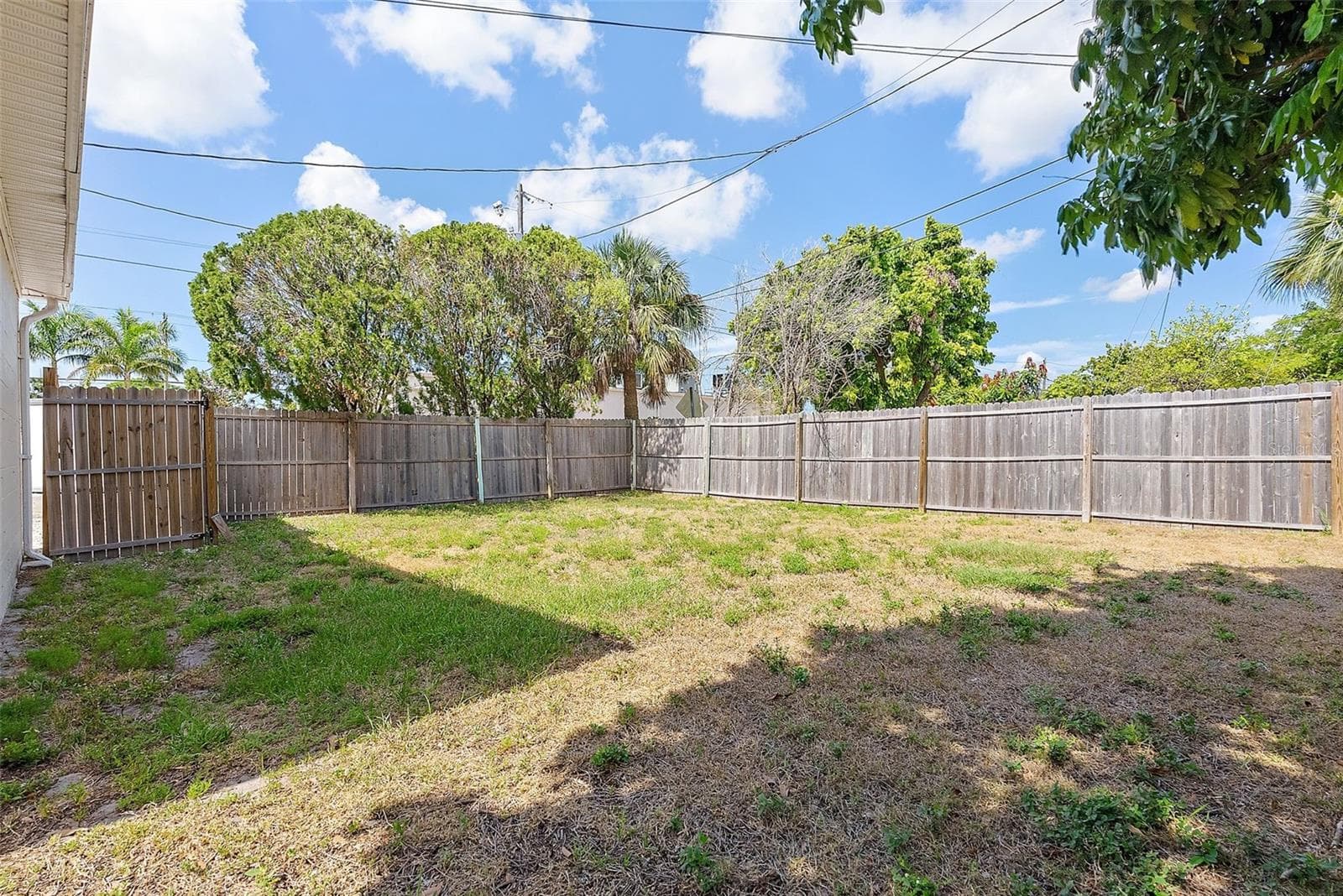 Single Family Residence at 918 27TH ST N, ST PETERSBURG, photo 23 of 24