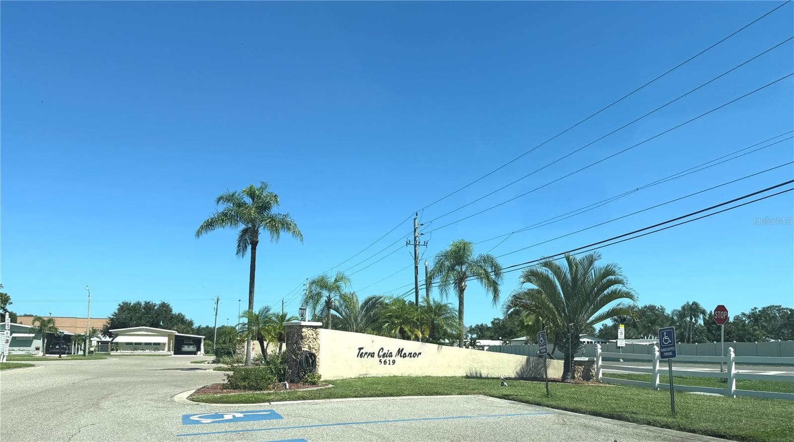 Entrance to Park - 5619 BAYSHORE RD #159, PALMETTO
