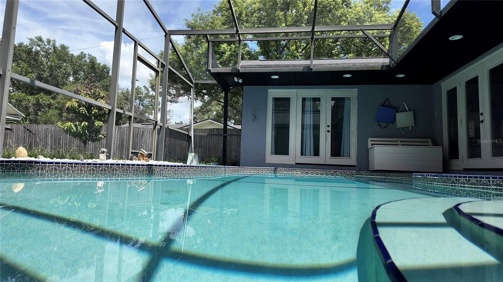 Single Family Residence at 1055 HOLDEN AVE, ORLANDO, photo 9 of 20