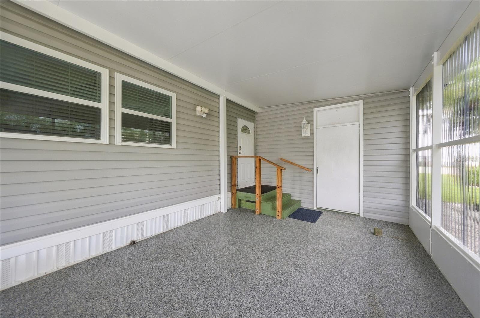 Screened in Lanai - 503 ALJO PL, NORTH PORT